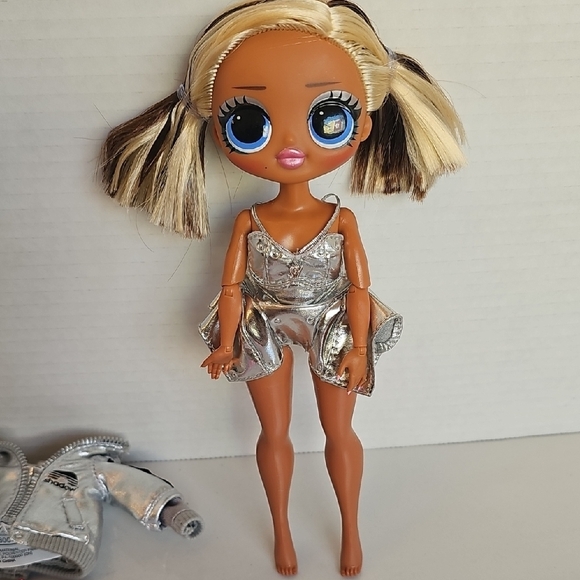 L.O.L. Surprise! Doll - Picture 2 of 8